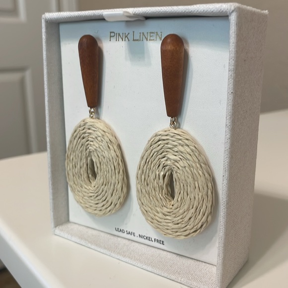 Pink Linen Natural Earrings - Picture 2 of 2